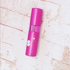 Scentbox: AOUD NIGHT from Montale.